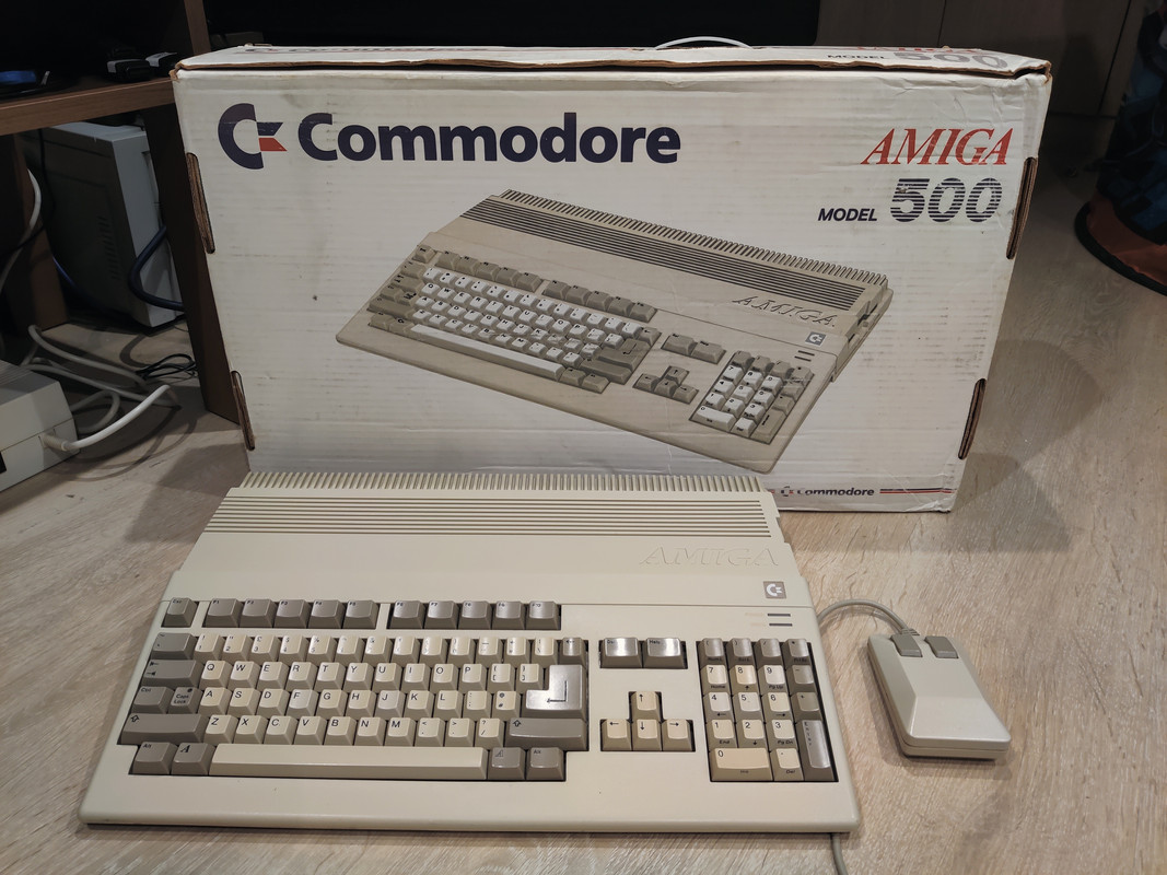 AMIGA 500 — sistema de la colección