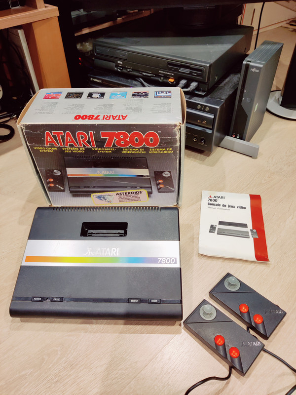 ATARI 7800 — sistema de la colección