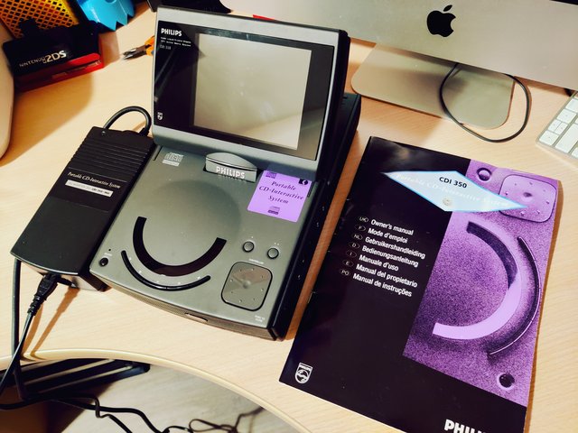 PHILIPS CD-i 350 — sistema de la colección