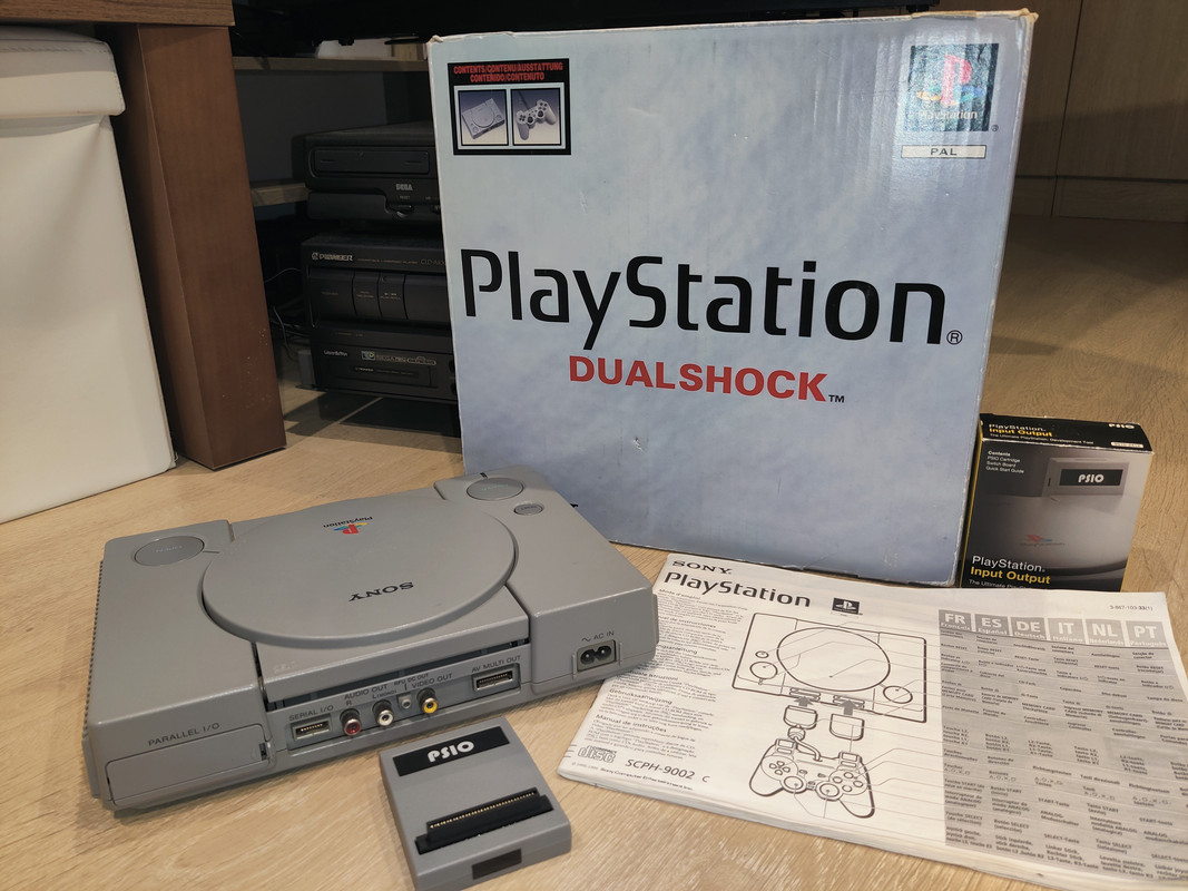SONY PLAYSTATION 1 SCPH-1002 — sistema de la colección
